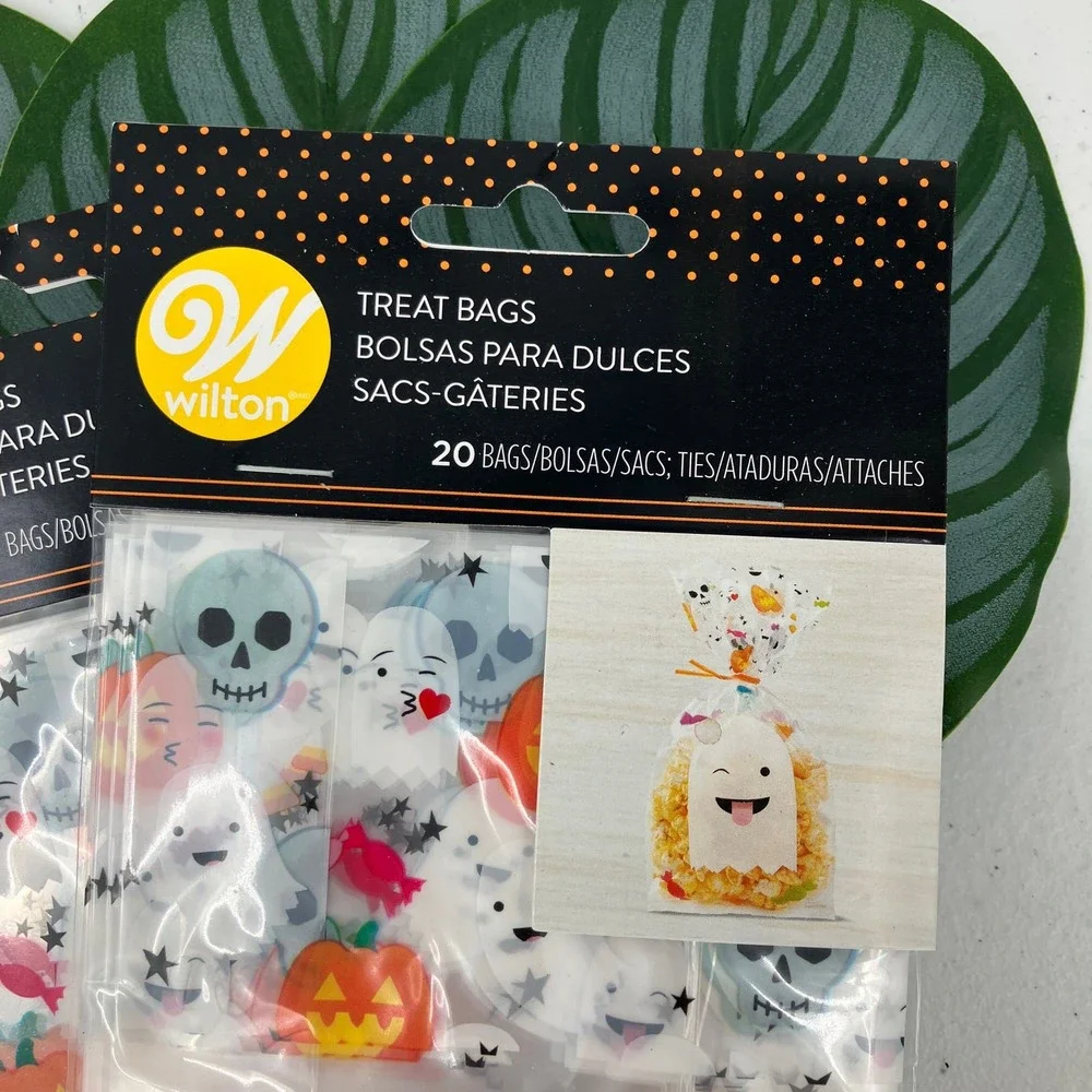 Wilton Clear White Multi-Colored Emoji Candy Ghost Plastic Twist Tie Treat Bags